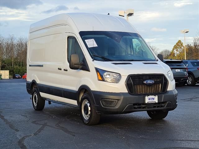 2023 Ford Transit Base