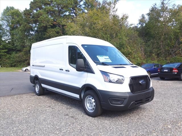 2023 Ford Transit Base