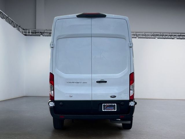 2023 Ford Transit Base