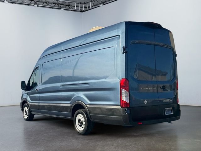 2023 Ford Transit Base