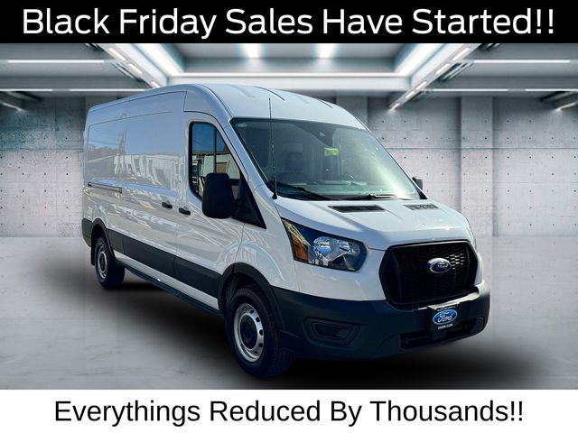 2023 Ford Transit Base