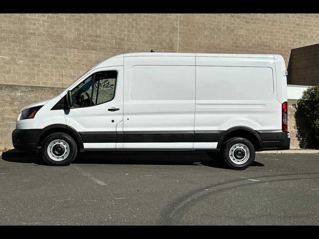 2023 Ford Transit Base