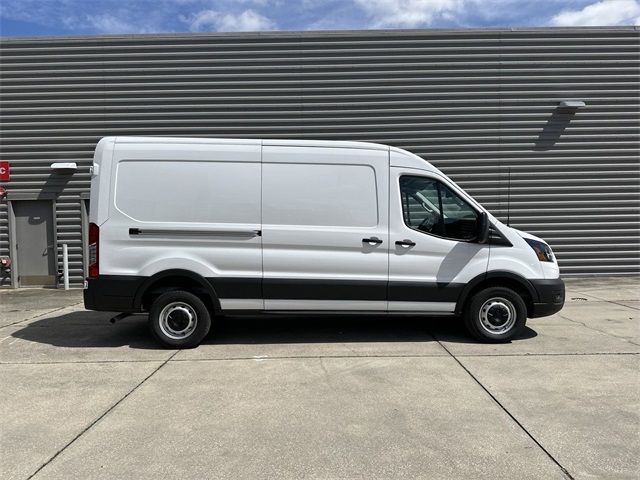 2023 Ford Transit Base