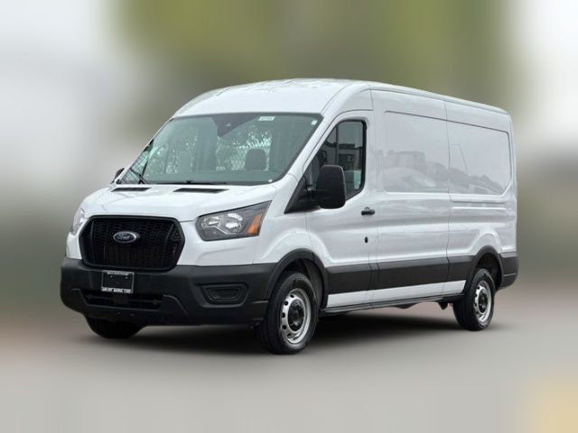 2023 Ford Transit Base