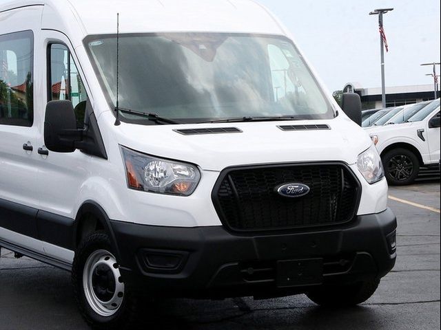 2023 Ford Transit Base