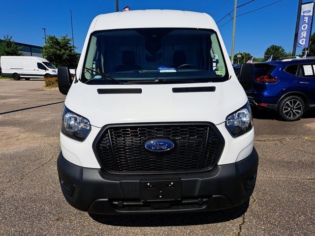 2023 Ford Transit Base