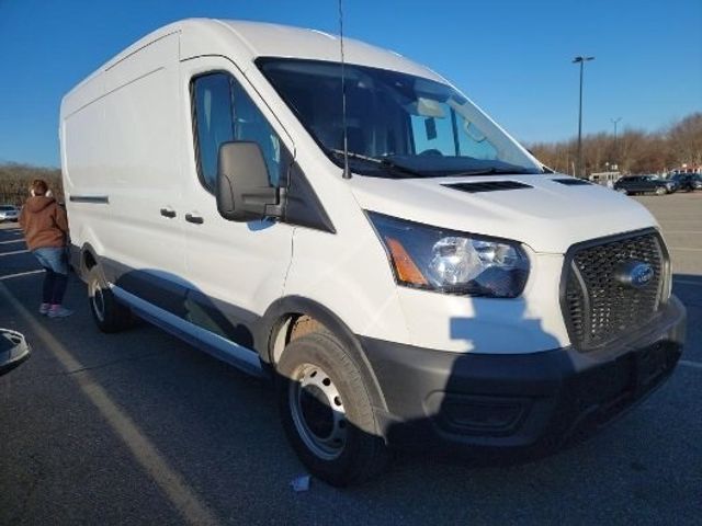 2023 Ford Transit Base