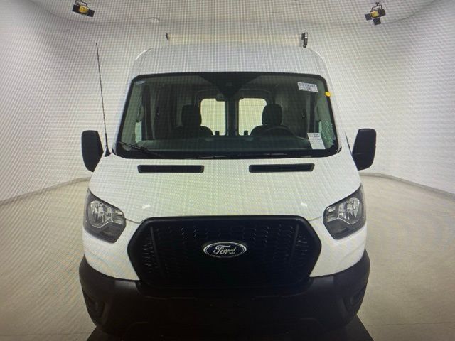 2023 Ford Transit Base