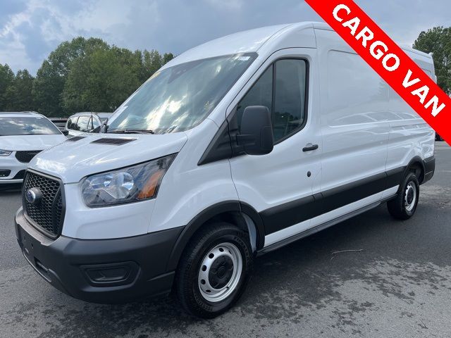 2023 Ford Transit Base