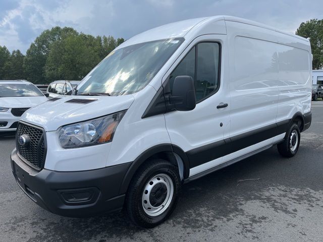 2023 Ford Transit Base