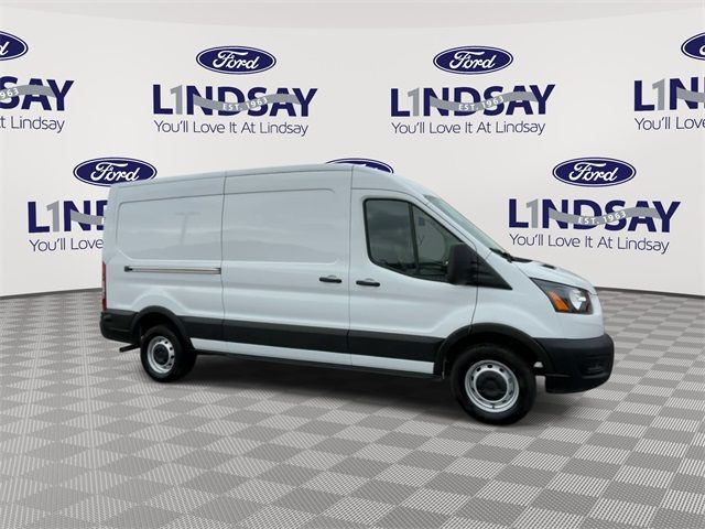 2023 Ford Transit Base