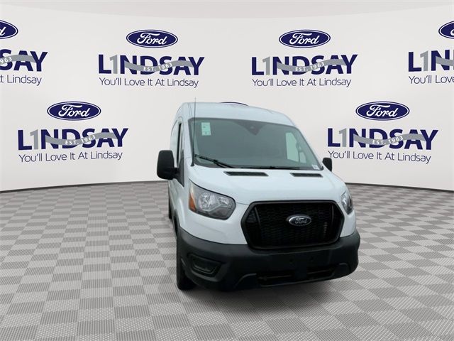 2023 Ford Transit Base