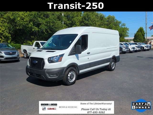 2023 Ford Transit Base