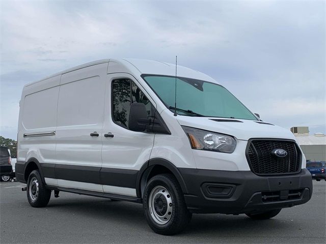 2023 Ford Transit Base