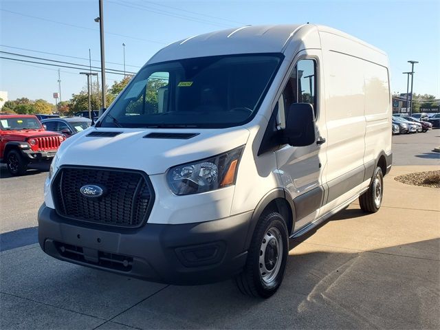 2023 Ford Transit Base