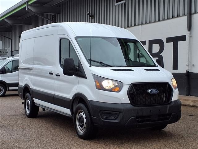 2023 Ford Transit Base