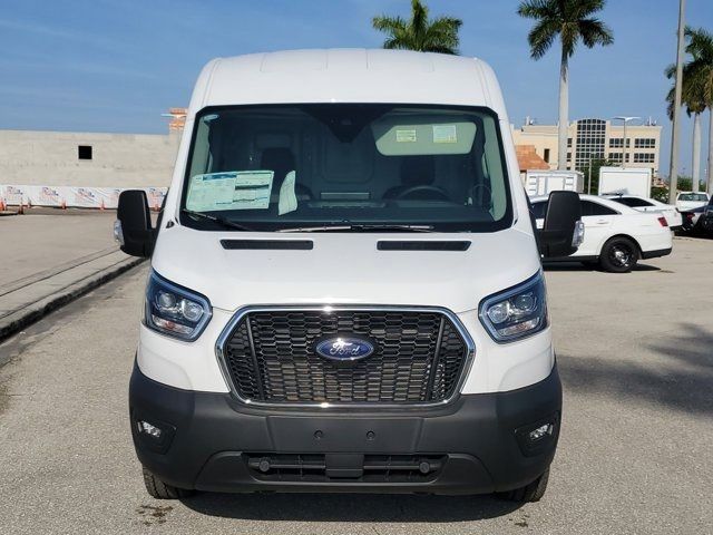 2023 Ford Transit Base