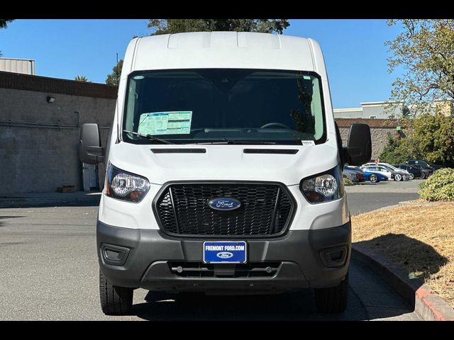 2023 Ford Transit Base