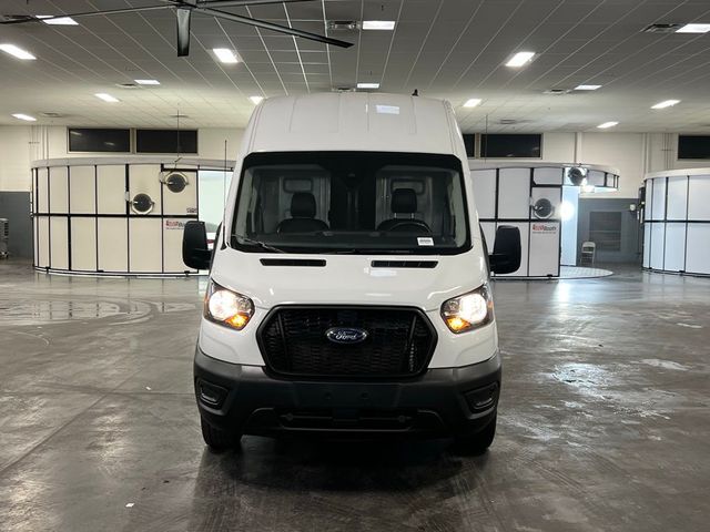 2023 Ford Transit Base