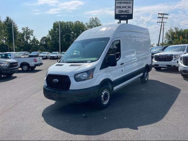 2023 Ford Transit Base