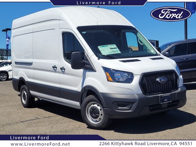 2023 Ford Transit Base