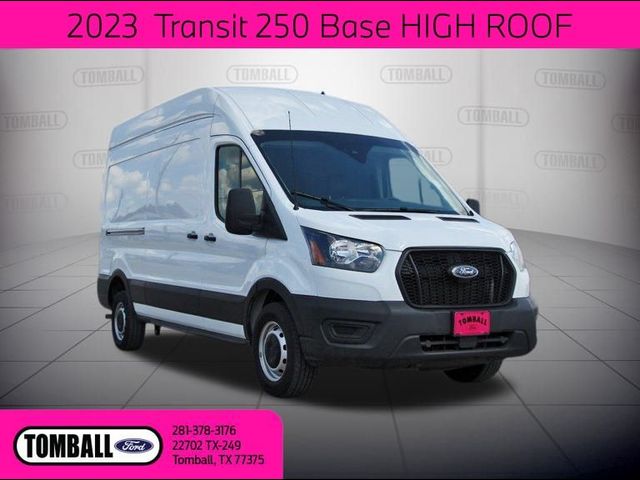 2023 Ford Transit Base