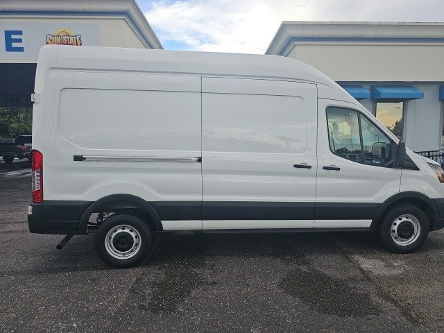 2023 Ford Transit Base