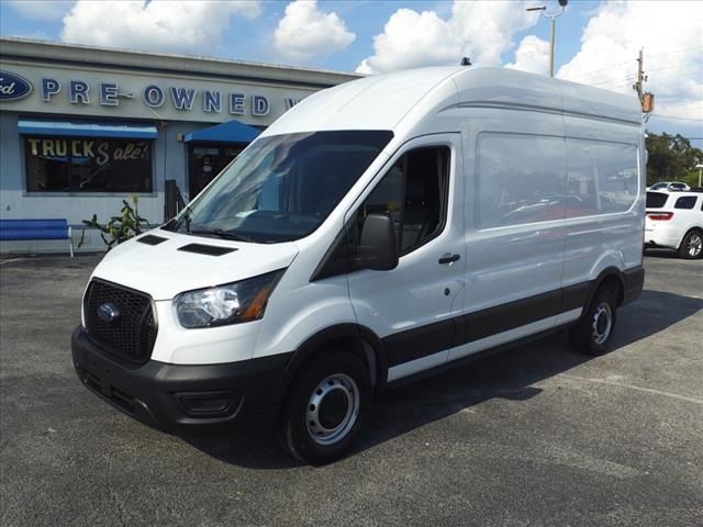 2023 Ford Transit Base