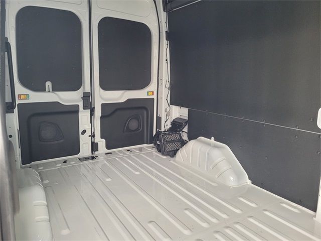 2023 Ford Transit Base