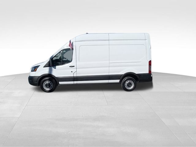 2023 Ford Transit Base