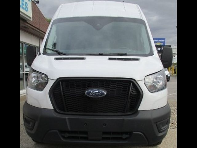 2023 Ford Transit Base