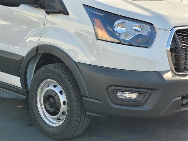 2023 Ford Transit Base