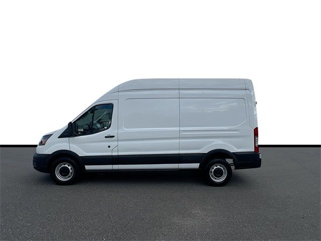 2023 Ford Transit Base