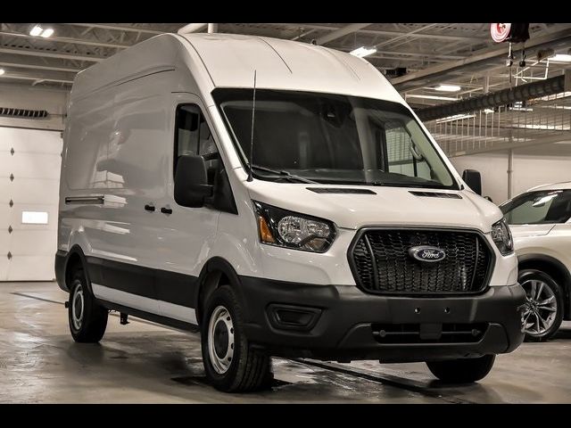 2023 Ford Transit Base