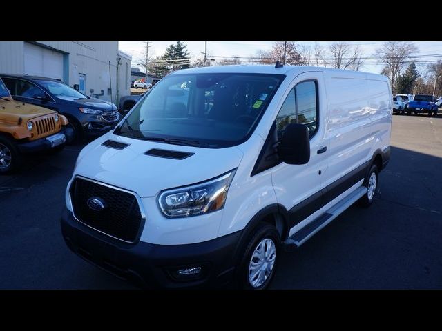 2023 Ford Transit Base