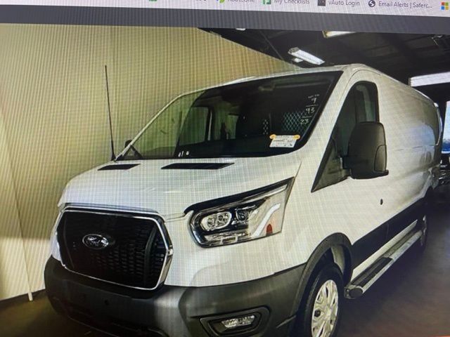 2023 Ford Transit Base