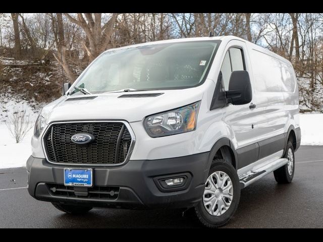 2023 Ford Transit Base