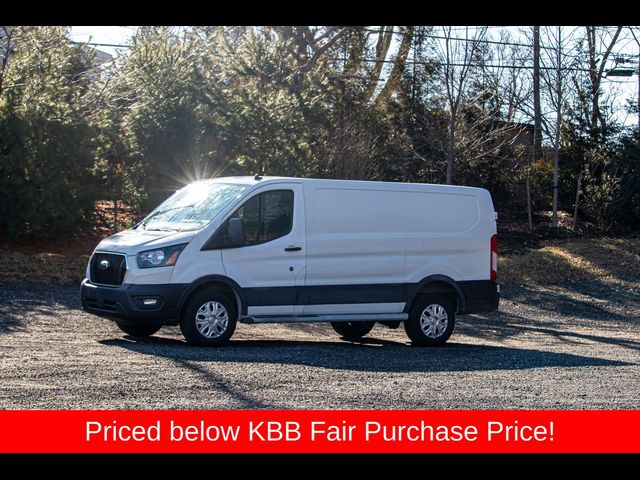 2023 Ford Transit Base