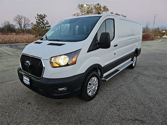 2023 Ford Transit Base