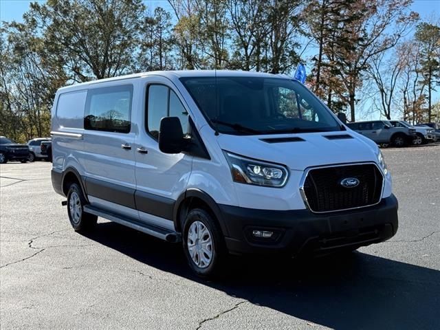 2023 Ford Transit Base