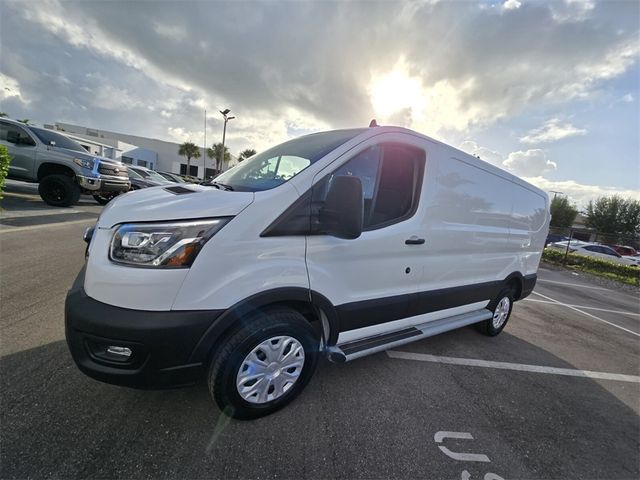 2023 Ford Transit Base