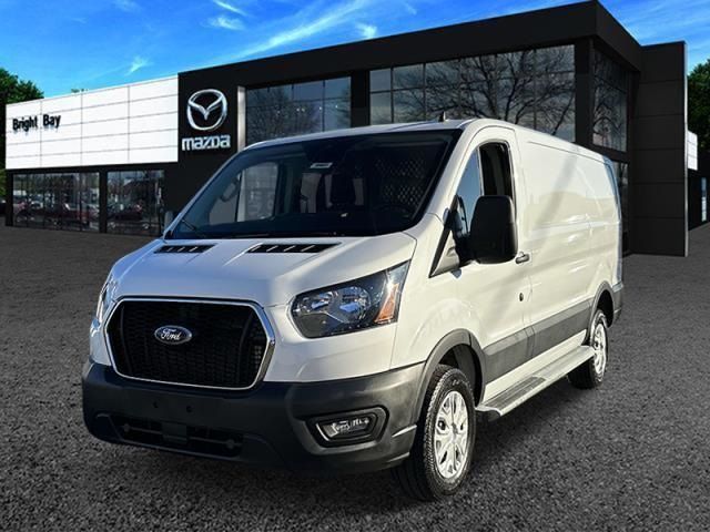 2023 Ford Transit Base