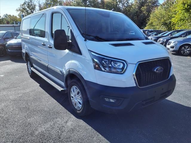 2023 Ford Transit Base