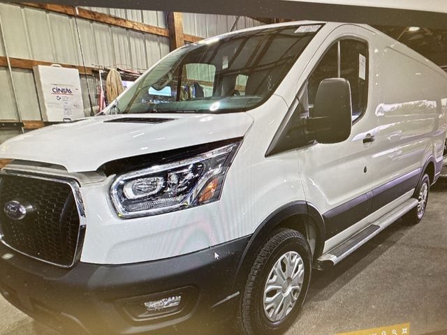 2023 Ford Transit Base