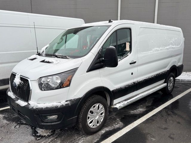 2023 Ford Transit Base