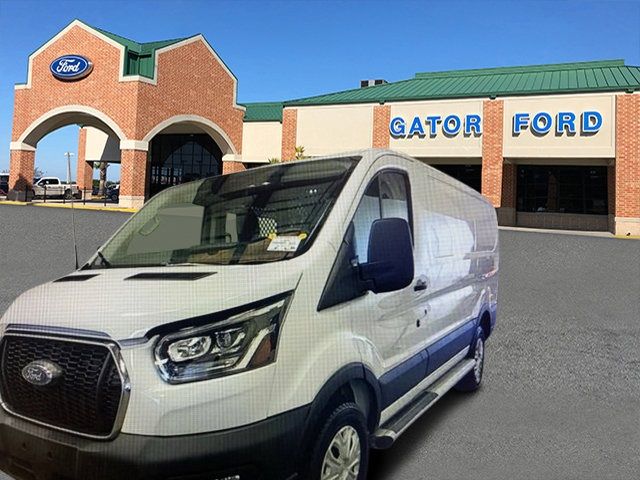 2023 Ford Transit Base