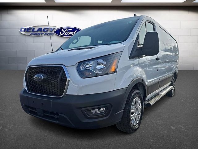 2023 Ford Transit Base