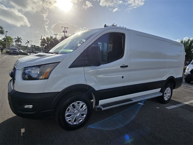 2023 Ford Transit Base