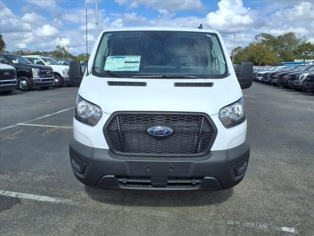2023 Ford Transit Base
