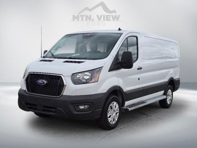 2023 Ford Transit Base